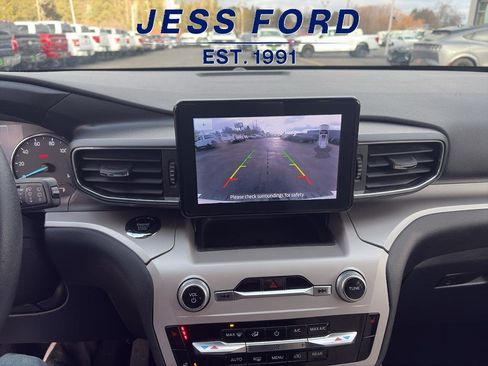 Used 2024 Ford Explorer XLT w/ Equipment Group 202A image 19