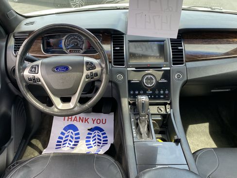 Used 2014 Ford Taurus Limited w/ Equipment Group 301A image 9