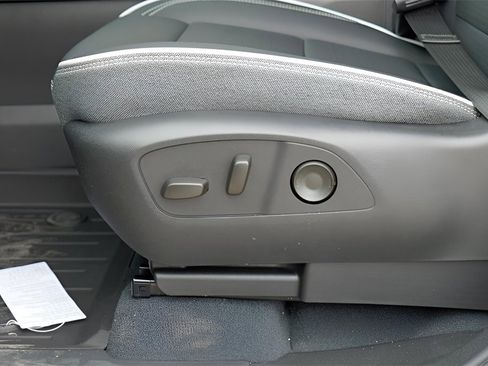 New 2026 GMC Sierra EV Elevation image 21