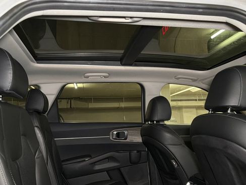 Certified 2022 Kia Sorento X-Line EX AWD/4WD image 17