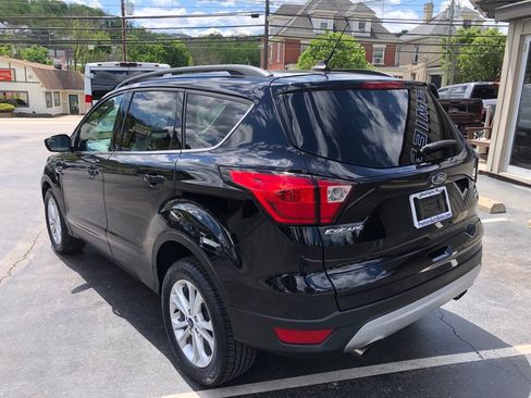 Used 2019 Ford Escape SEL AWD/4WD image 3