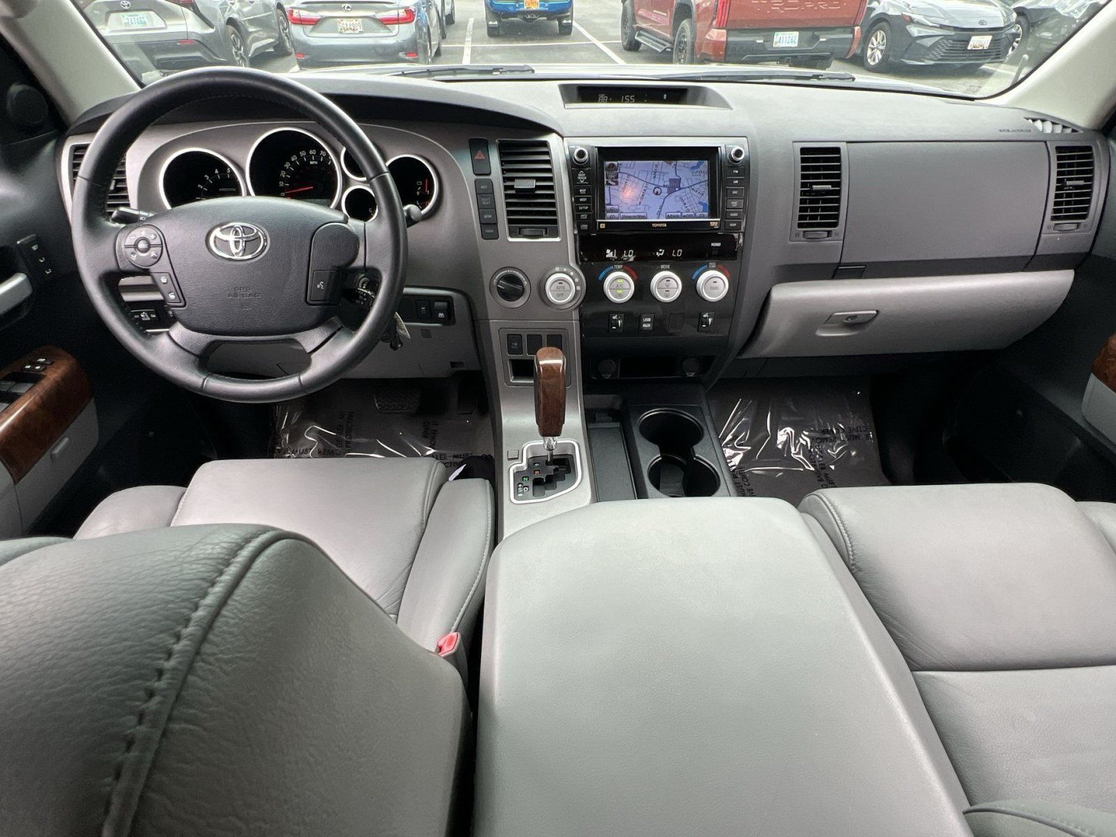 Used 2011 Toyota Tundra Limited w/ Memory Pkg AWD/4WD image 22