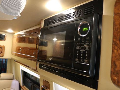 Used 2015 Mercedes-Benz Sprinter 3500 image 68