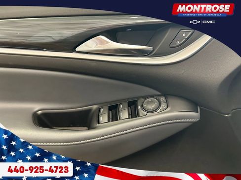 Used 2023 Buick Enclave Essence w/ Sport Touring Edition image 10