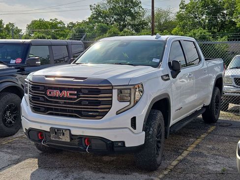 Used 2022 GMC Sierra 1500 AT4X AWD/4WD image 4