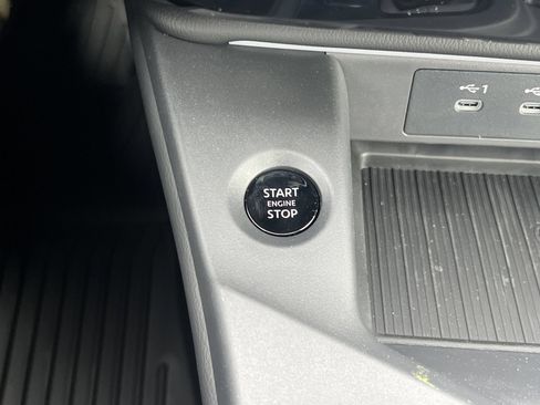 New 2026 Nissan Sentra SV w/ SV Convenience Package FWD image 6
