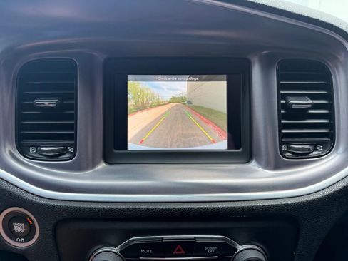 Used 2020 Dodge Charger SXT w/ Blacktop Package image 34