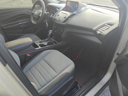 Used 2018 Ford Escape S FWD image 6