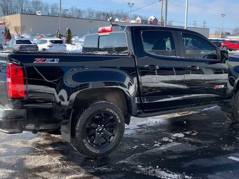 Certified 2016 Chevrolet Colorado Z71 w/ Z71 Midnight Edition image 8