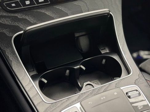 Used 2022 Mercedes-Benz GLC 43 AMG 4MATIC image 40