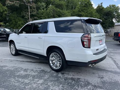 Used 2023 Chevrolet Suburban High Country w/ Advanced Technology Package AWD/4WD image 5