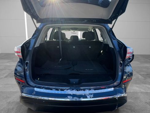 Used 2018 Nissan Murano S image 10