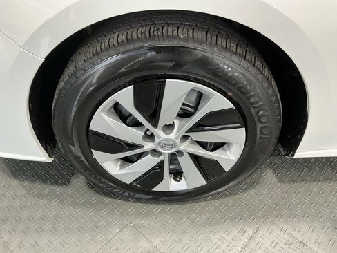 Used 2025 Nissan Altima 2.5 S image 23