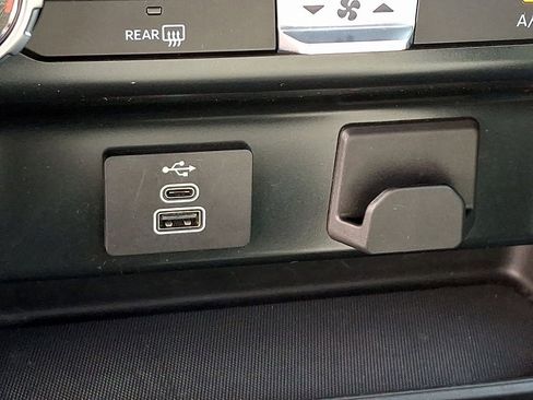 Used 2025 Ford F150 XLT w/ Equipment Group 301A Standard image 26