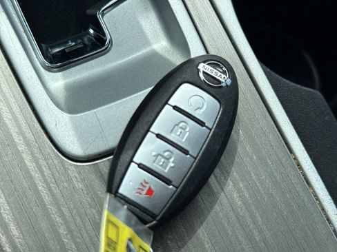 Used 2018 Nissan Murano SV AWD/4WD image 36