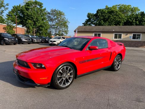 Used 2011 Ford Mustang GT Premium w/ 402A Rapid Spec Order Code RWD image 27