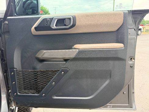 Used 2023 Ford Bronco Wildtrak AWD/4WD image 39