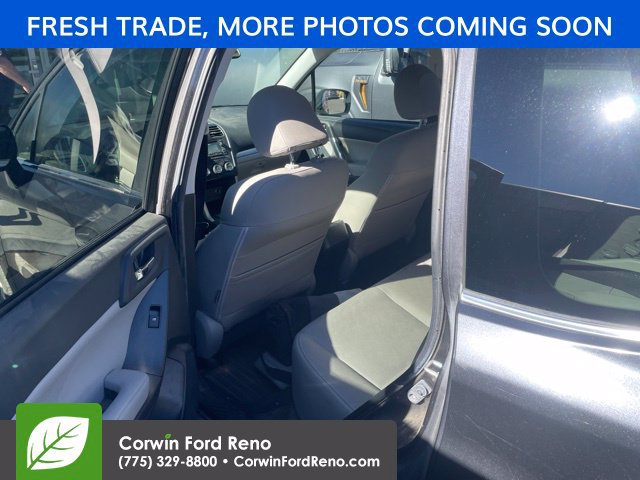 Used 2015 Subaru Forester 2.5i Limited AWD/4WD image 10