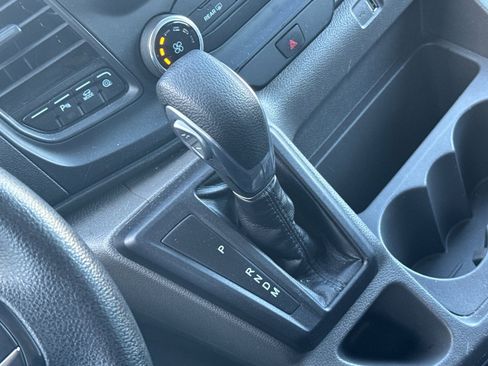 Used 2021 Ford Transit 350 XLT image 22