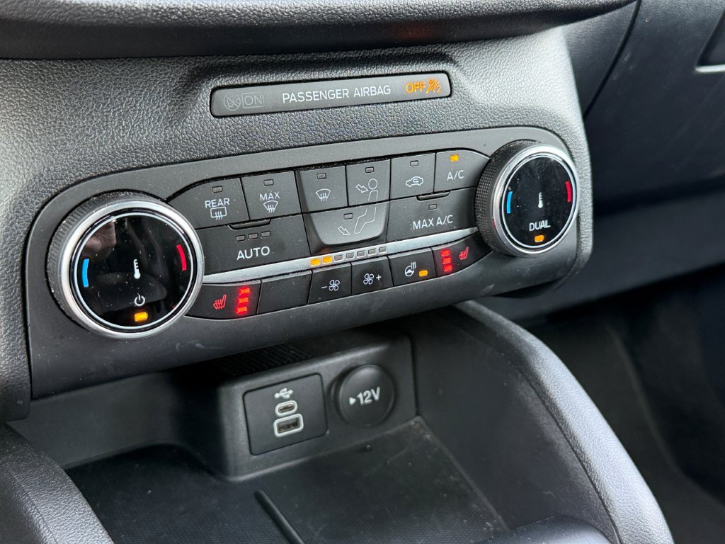 Used 2025 Ford Escape ST-Line Select AWD/4WD image 30