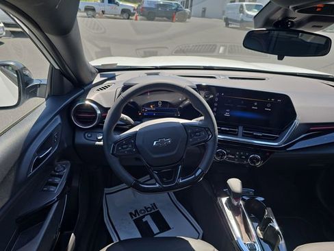 New 2026 Chevrolet Trax RS w/ Driver Confidence Package FWD image 12
