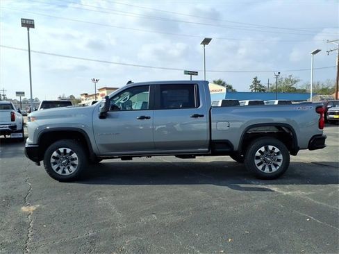 New 2026 Chevrolet Silverado 2500 Custom image 8