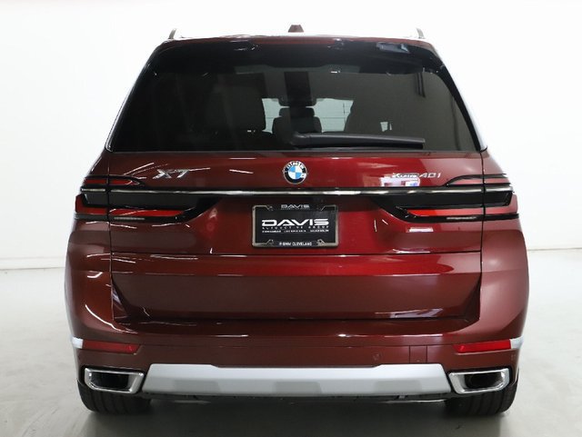 Used 2027 BMW X7 xDrive40i AWD/4WD image 46