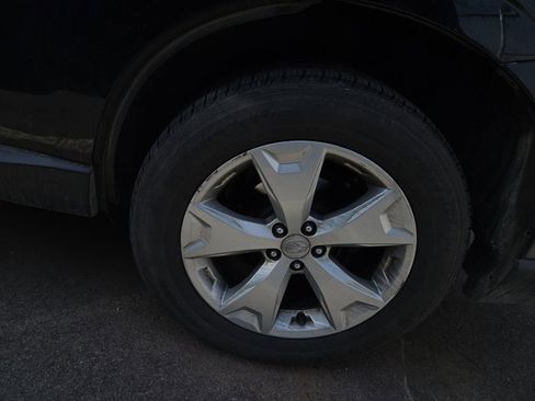 Used 2016 Subaru Forester 2.5i Premium w/ Popular Package #2 image 7