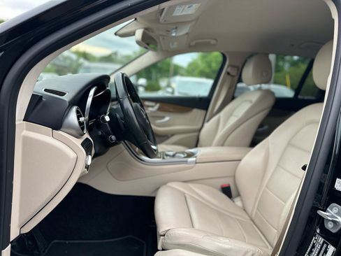 Used 2018 Mercedes-Benz GLC 300 image 9