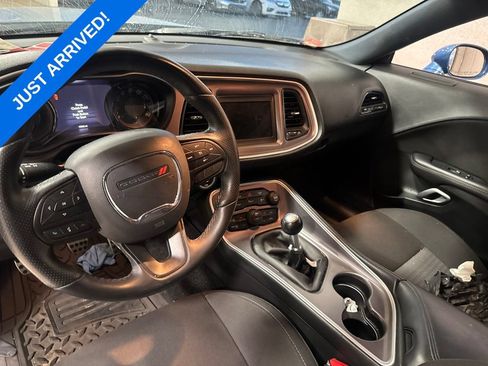Used 2022 Dodge Challenger R/T w/ Blacktop Package RWD image 5