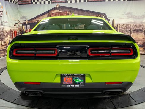 Used 2023 Dodge Challenger SRT Hellcat Redeye image 4