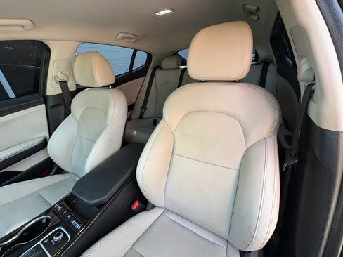 Used 2019 Kia Stinger RWD image 27