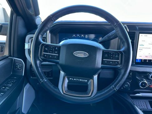 Certified 2025 Ford F250 Platinum image 27