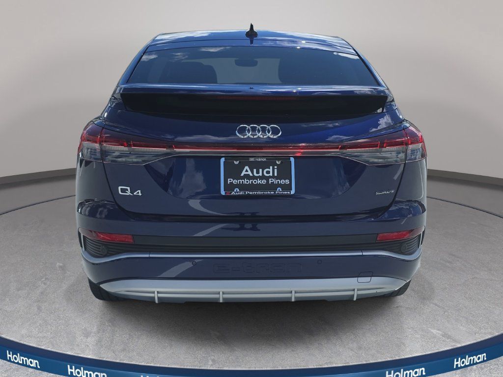 Used 2023 Audi Q4 e-tron Prestige AWD/4WD image 7