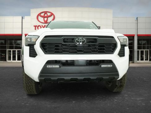 New 2026 Toyota Tacoma TRD Off-Road AWD/4WD image 2