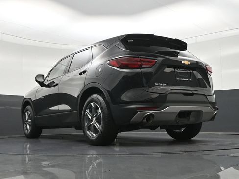Used 2023 Chevrolet Blazer LT FWD image 30
