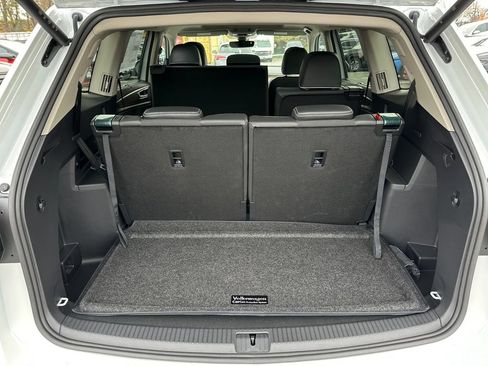 New 2026 Volkswagen Atlas SEL Premium R-Line AWD/4WD image 24