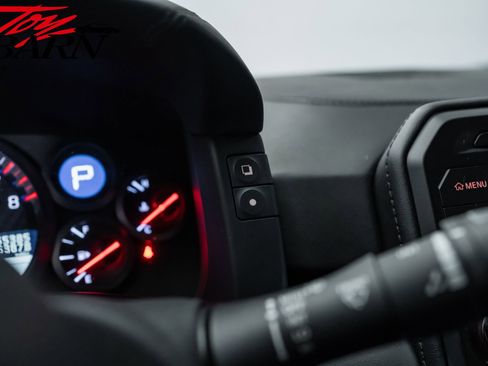 Used 2018 Nissan GT-R Premium image 36