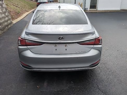 Certified 2023 Lexus ES 300h 300h w/ Premium Package image 4