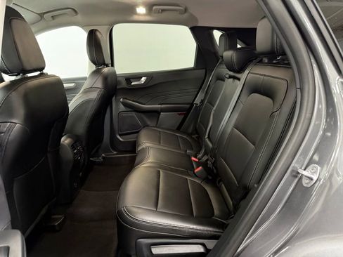 Used 2022 Ford Escape SEL w/ Technology Package image 16