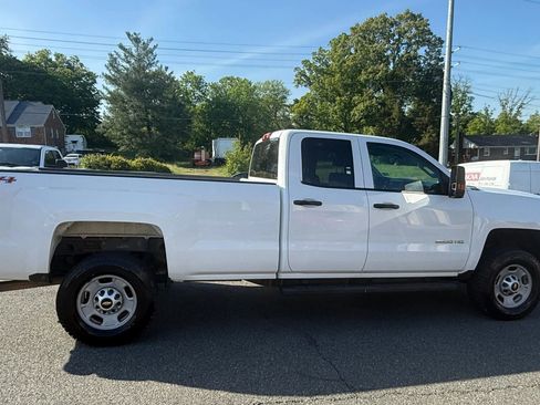 Used 2015 Chevrolet Silverado 2500 W/T w/ WT Convenience Package AWD/4WD image 3