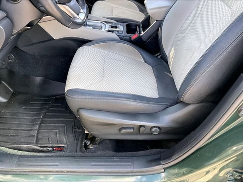 Used 2023 Subaru Forester Premium AWD/4WD image 34