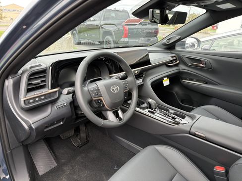 New 2026 Toyota Crown Signia AWD/4WD image 9