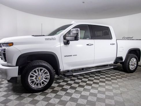 Used 2023 Chevrolet Silverado 3500 High Country image 5