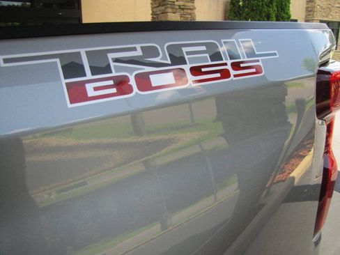 Used 2024 Chevrolet Silverado 1500 Custom Trail Boss AWD/4WD image 34