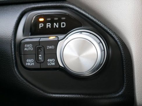 Used 2019 RAM 1500 Laramie image 22