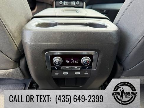 Used 2024 Chevrolet Suburban High Country w/ Advanced Technology Package AWD/4WD image 31