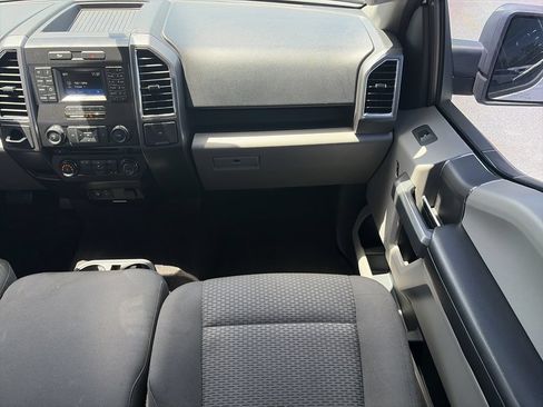 Used 2015 Ford F150 XLT RWD image 17