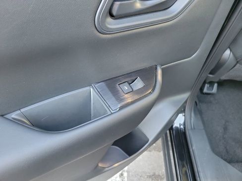 Certified 2025 Nissan Rogue S image 12