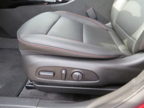 Used 2026 Chevrolet Trax RS w/ Driver Confidence Package image 56